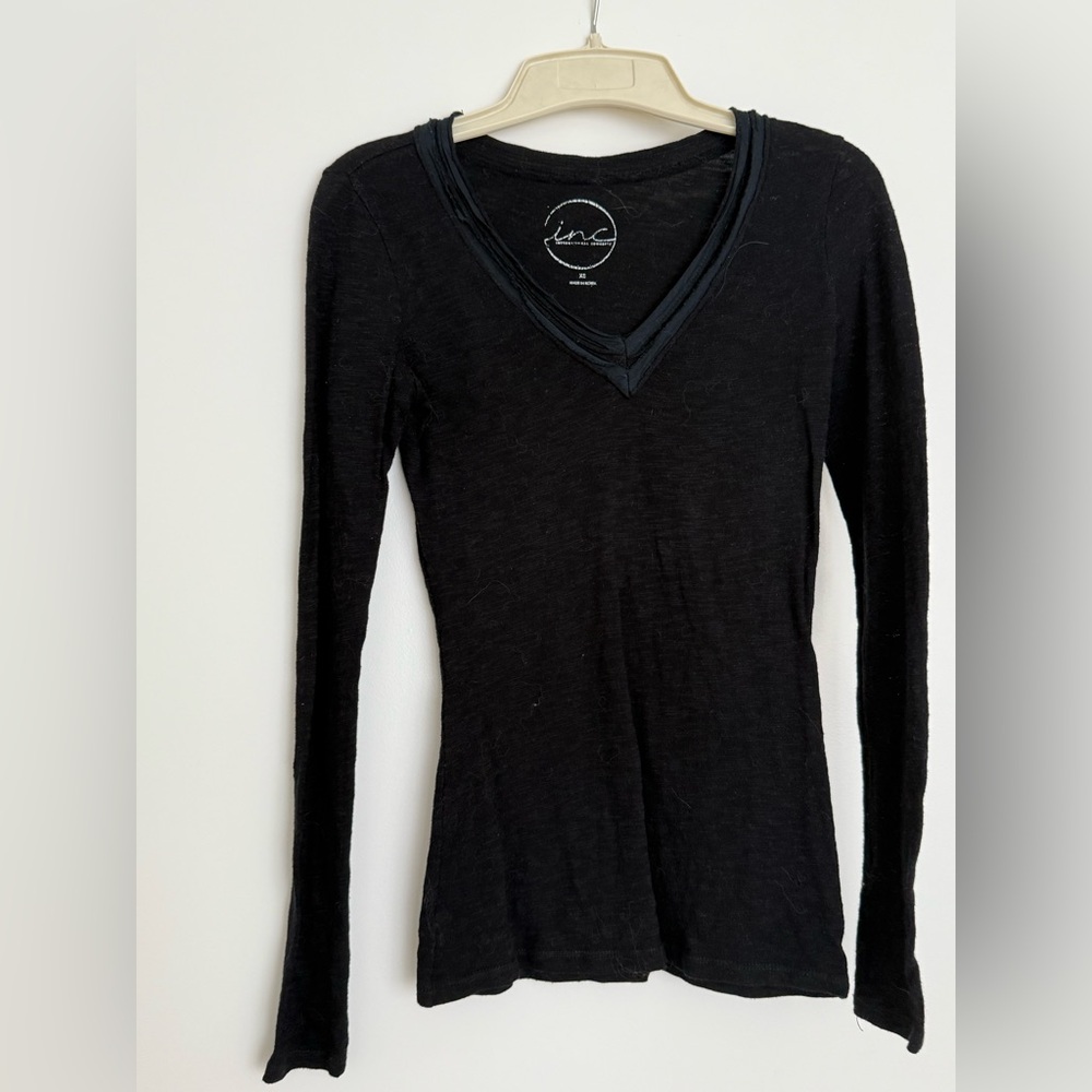 INC International Concepts Black V-Neck Long Sleeve Top